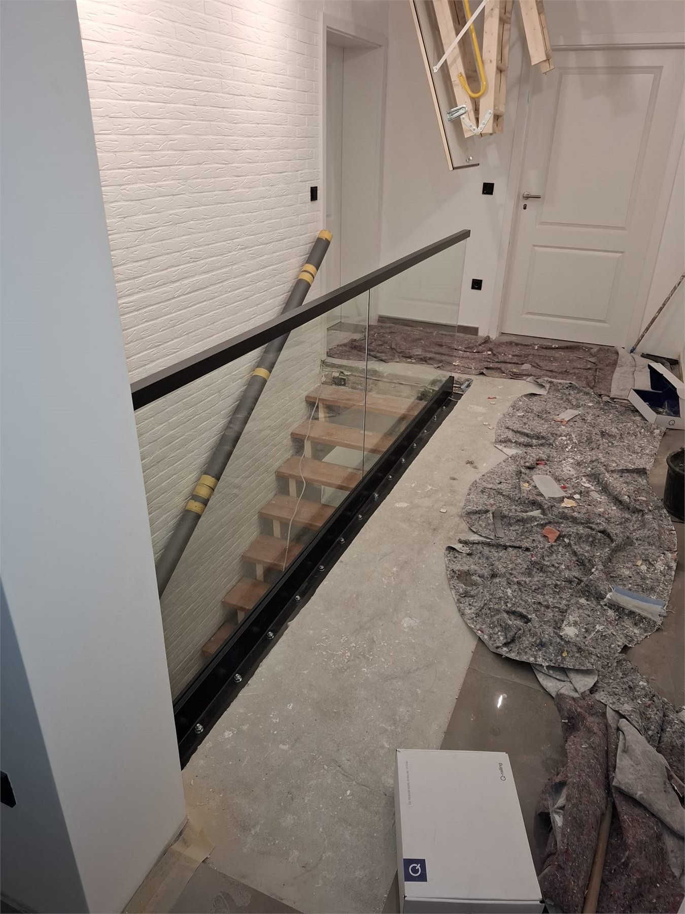 Glasgeländer-Projekt im Objektbau